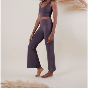 AGNI FLARES CHARCOAL Indigo Luna